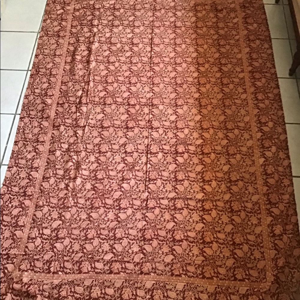 Design tablecloth